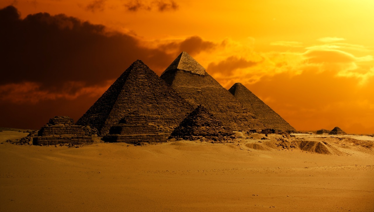 Mystery Behind the Pyramid of Giza